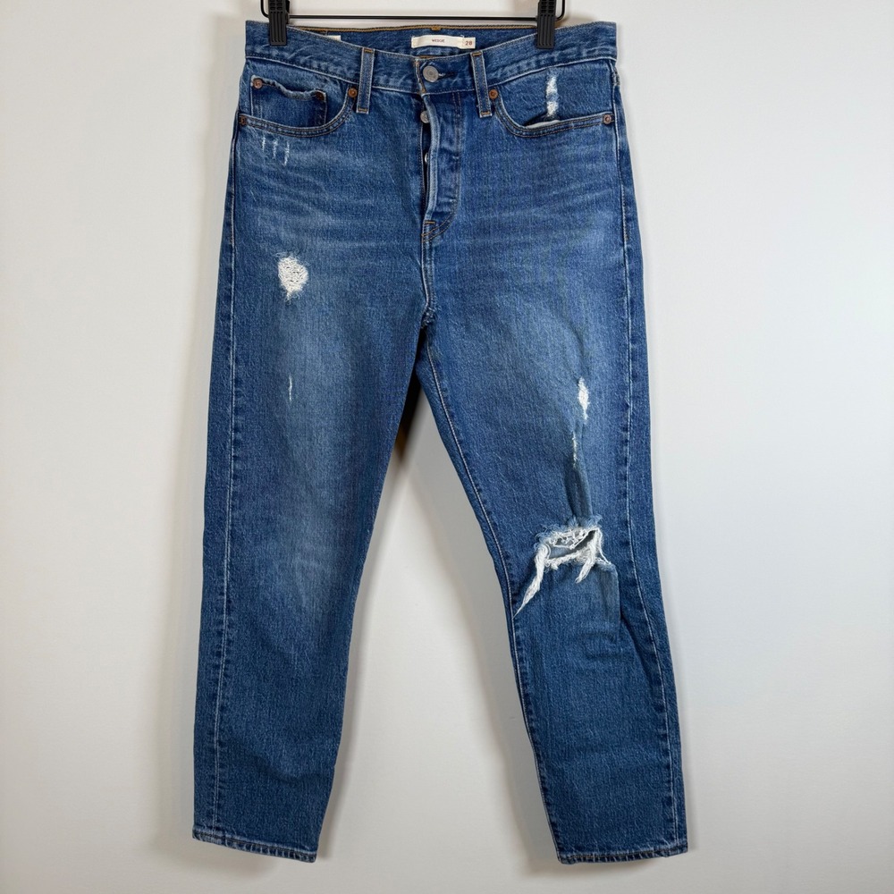 LEvi's Premium Wedgie Fit‎ Button Fly Jeans Size 28 Denim Blue Distressed Ripped